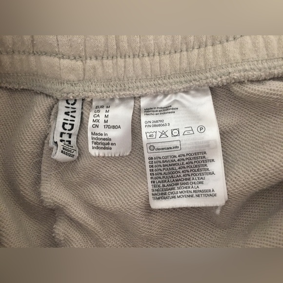 H&M Divided Shorts high waisted - Picture 4 of 5